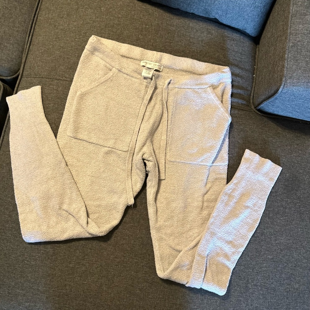 Women’s barefoot dreams sweat pant